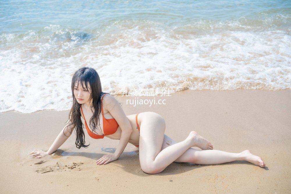 [网红杂图] 脱尾巴Mizuki - 沙滩 [20P33MB]