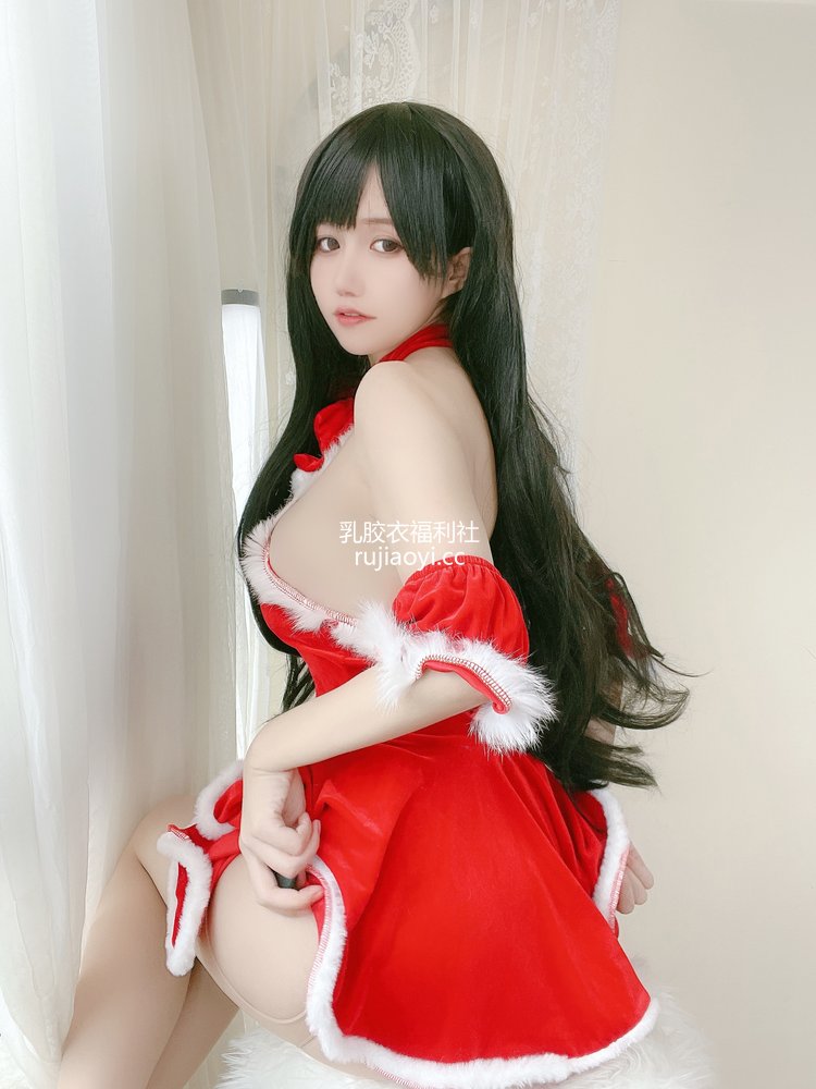 [网红杂图] 小仓千代w - 红色圣诞礼物裙 [23P62MB]