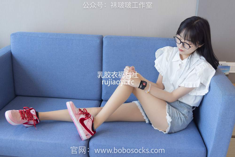 [BoBoSocks袜啵啵] No.097 稚予-板鞋、玻璃丝短袜、肉丝 [140P1V3.65GB]